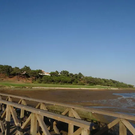 Victory Village, Quinta Do