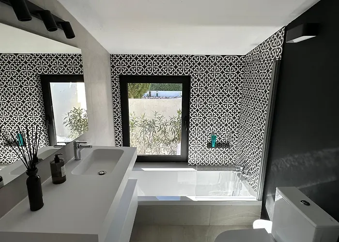 Victory Village, Quinta Do